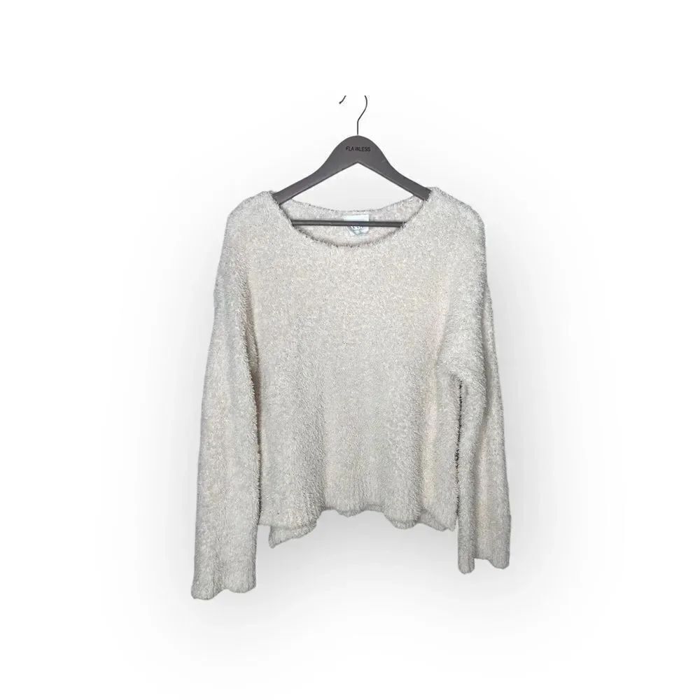 Le Lis Cream Sweater